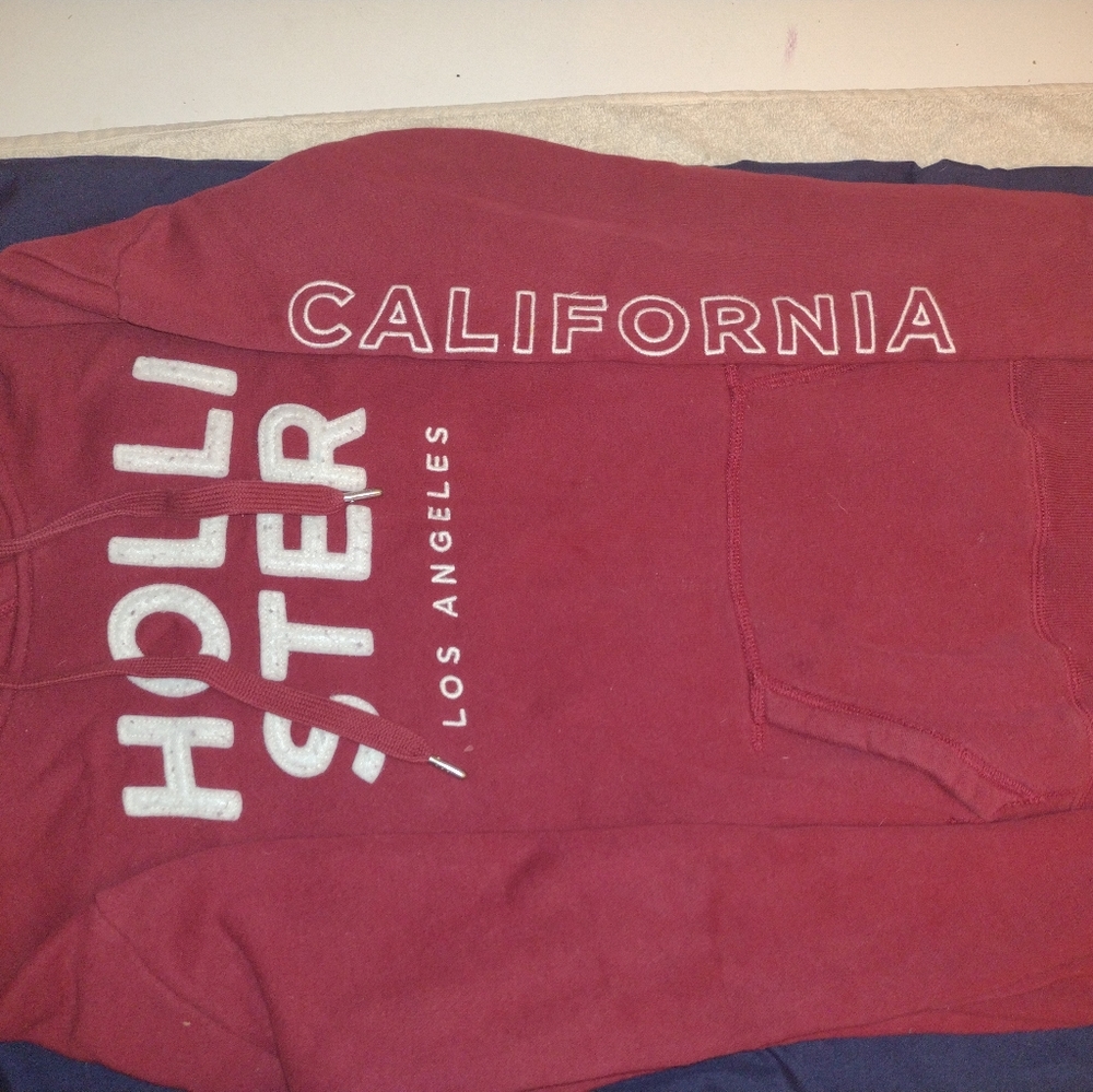 Red Hollister small hoddie